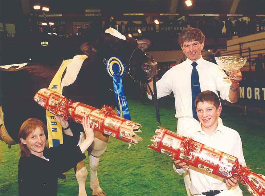 1999 Medway Supreme Maude EX96 by Sam McCormick