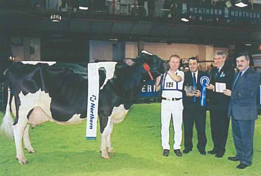 2002 Medway Supreme Maude EX96 by Sam McCormick